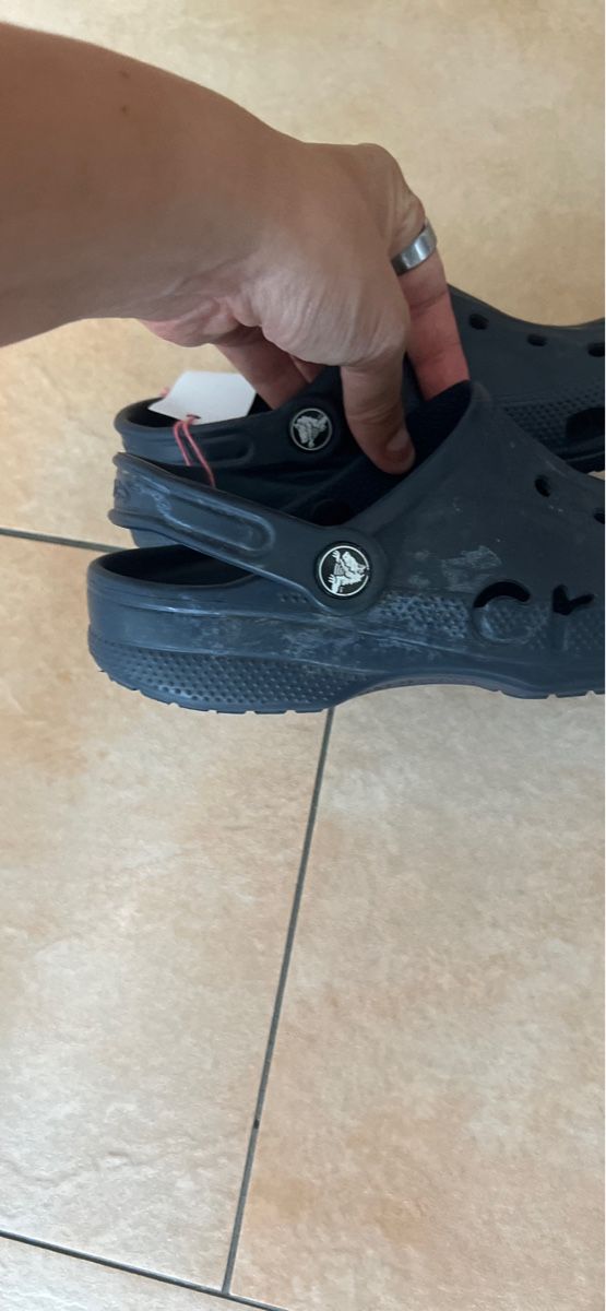 Crocs Scarpe per ragazzi: Echte Crocs Clogs dunkelblau Grösse ca.34-35 – Usato da Langnau am Albis venduto da dodi83 2