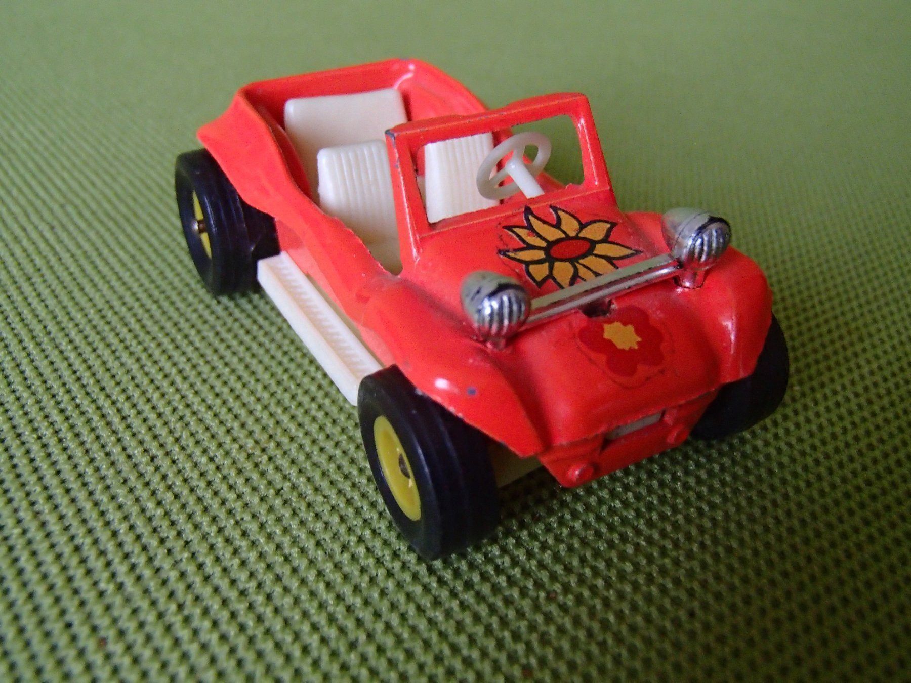 Majorette Modellini d'auto: Majorette DUNE rotes kleines Modell Auto Kabriolet – Usato da Schöfflisdorf venduto da pullux 1