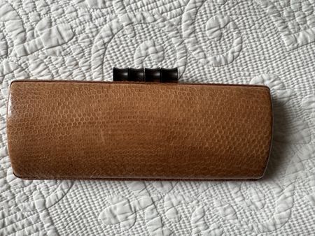 Kleine Schlangenleder Clutch braun