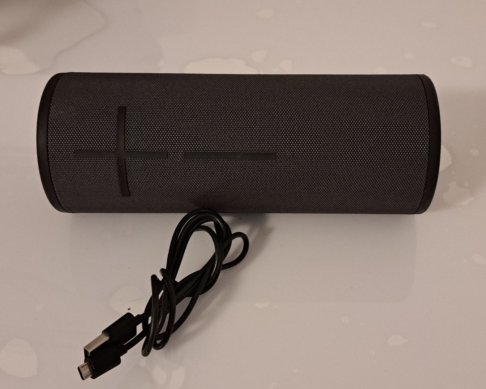 Ultimate Ears Casse acustiche: MEGABOOM 3 ULTIMAT EARS mit USB Kabel – Usato da Biel/Bienne venduto da Sasha4u 3