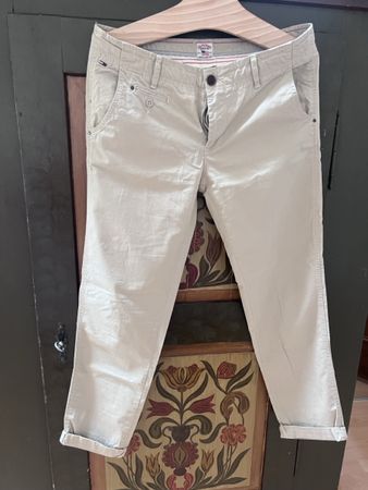 Leichte Sommer Chinos für Damen - Beige