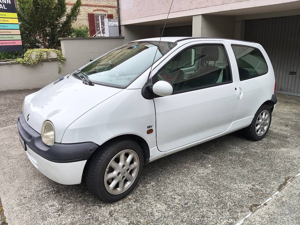 Autos: Renault Twingo 1 AllWhite – D'occasion à Winterthur par Sjo_van_Roo 1