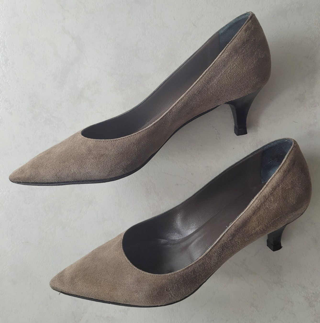 Navyboot Damenschuhe: Navyboot Pumps Wildleder – Gebraucht aus Oberuzwil von rtr_wp6m