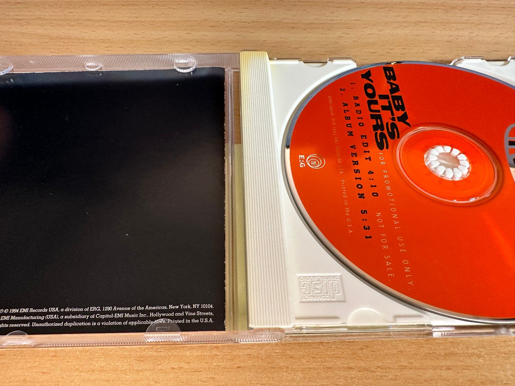 CD: Riff – Baby It's Yours – Usato da Rikon im Tösstal venduto da Alpenmutz 2