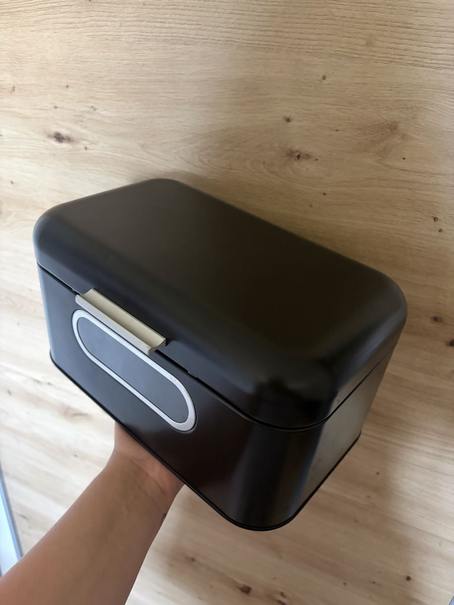 Contenitori & Simili: Brotbox schwarz guter Zustand – Usato da Oberdiessbach venduto da Wiederliebe 1