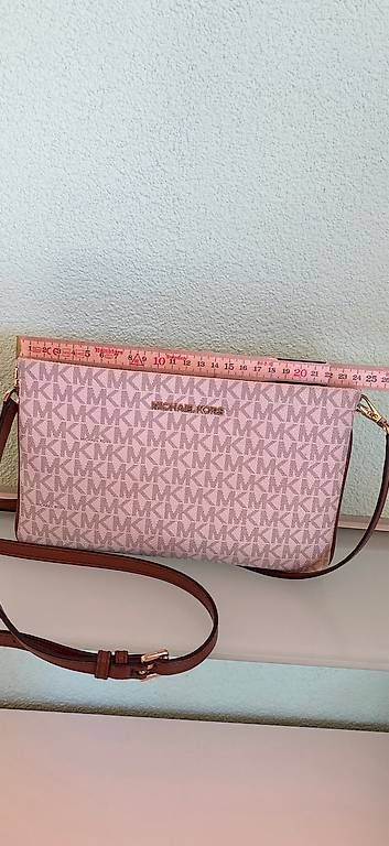 Borse da donna: Wunderschöne Michael Kors Umhängetasche – Usato da Niederbüren venduto da Monde09 2