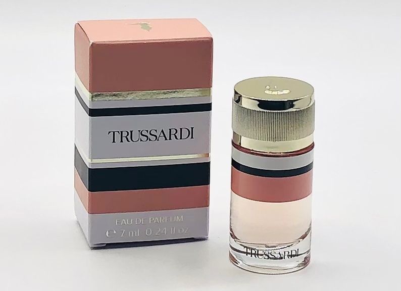 Parfum & Eau de Toilette: Miniature Trussardi - Trussardi Eau de Parfum 7 ml – Gebraucht aus Fully von  9