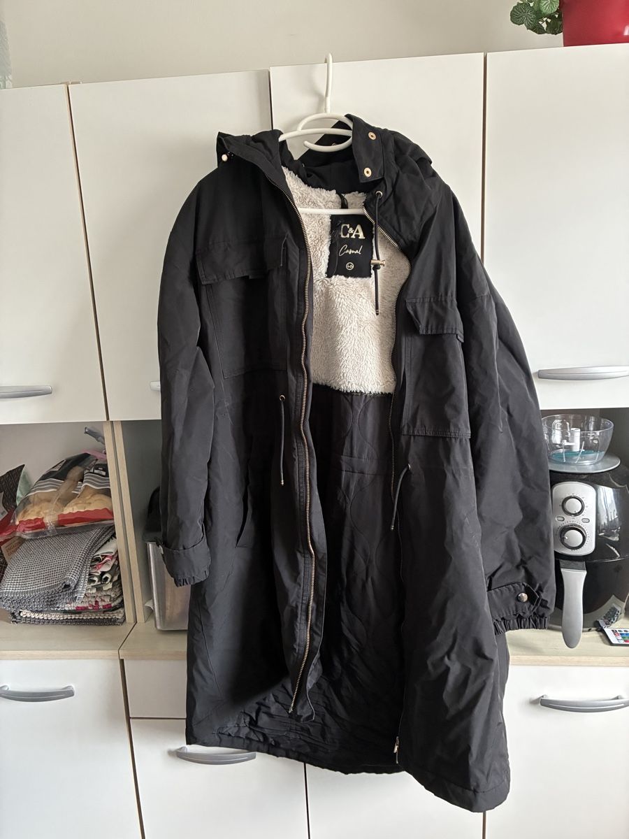 Vestes: Mantel mit Kapuze – D'occasion à Ostermundigen par Didi-Mader 1