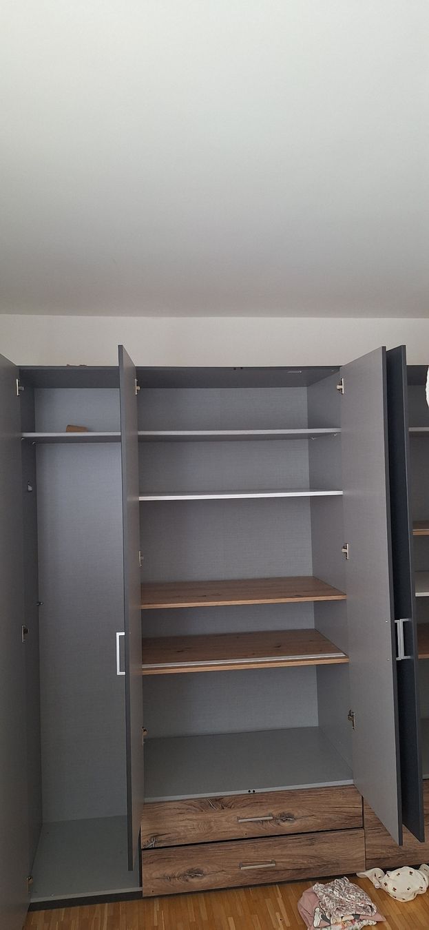 Armadi: Kleiderschrank  – Usato da Dietikon venduto da tar_nqc2 2