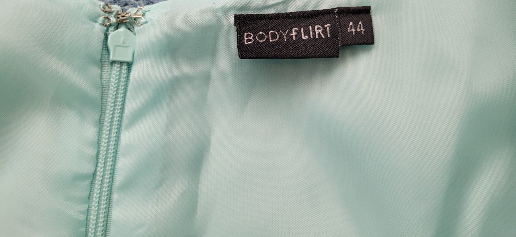 Robes: Kleid – D'occasion à Sevelen par Motchi 2
