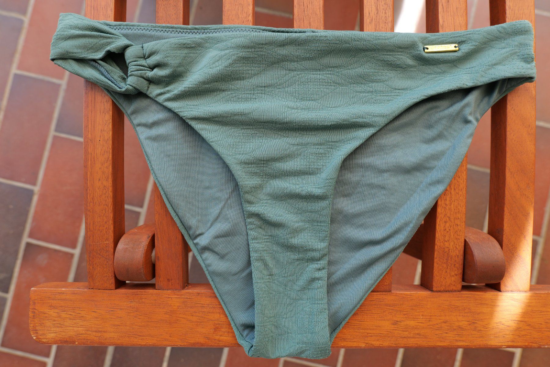 Costumi da bagno & Bikini: Bikini Set Protest PRTNadyas Laurel Green M/38 – Nuovo (secondo la descrizione) da Bettingen venduto da dan_jbf6 2