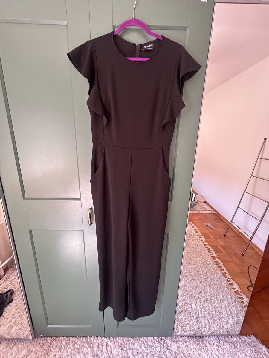 Tute: Jumpsuit by Bebe – Nuovo (secondo la descrizione) da Bern venduto da jjr_vdc2