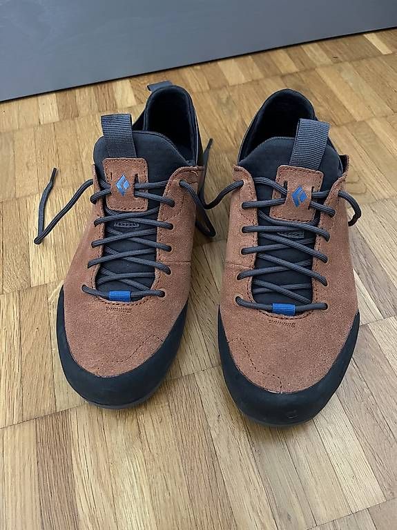 Chaussures hommes: BD Session Suede Moab 41.5 – D'occasion à Zürich par chb_gv6n