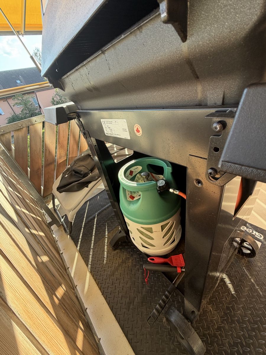 Griglie: Broil King Grill mit 3 Brennern, gebrauchter Zustand – Usato da Zumikon venduto da fbi10 6