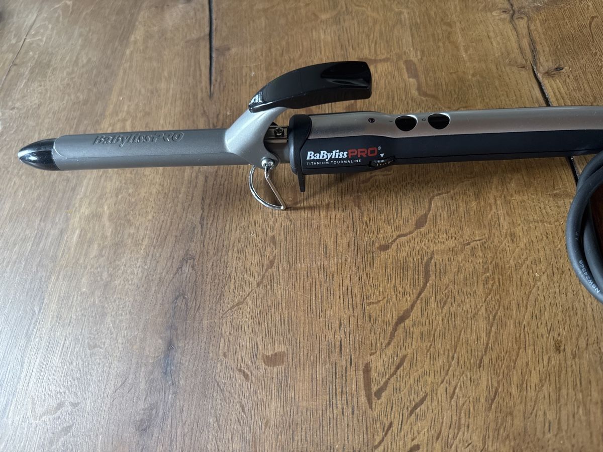 BaByliss Piastre & Arricciacapelli: BaByliss Pro - Digital Titanium Turmalin 19mm – Nuovo (secondo la descrizione) da Rohrbachgraben venduto da kae_5lhf 1