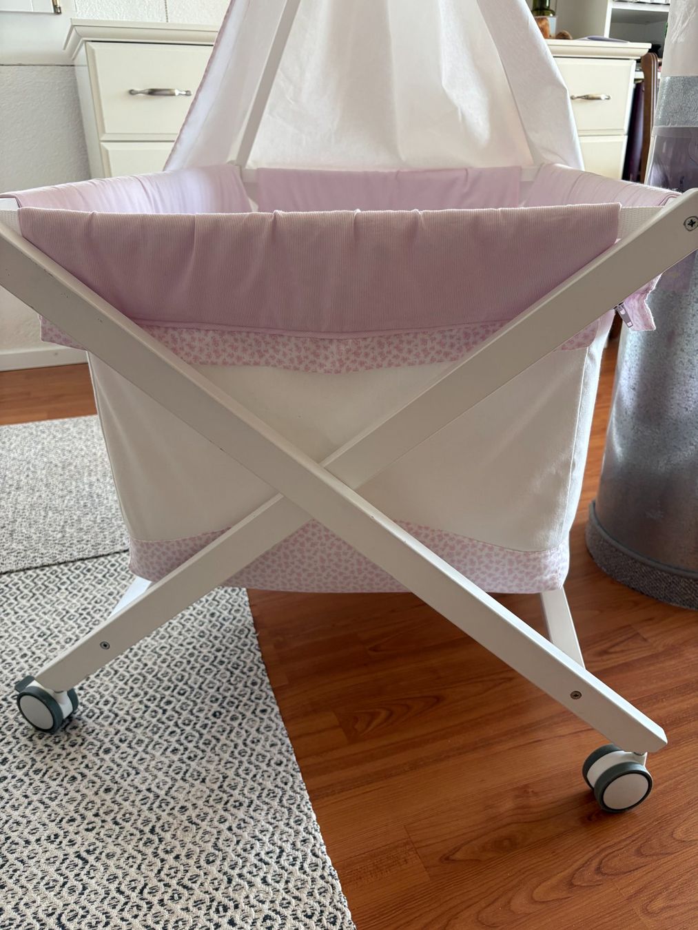 Letti: Baby-Bett – Nuovo (secondo la descrizione) da Besenbüren venduto da murtirzuoz 3