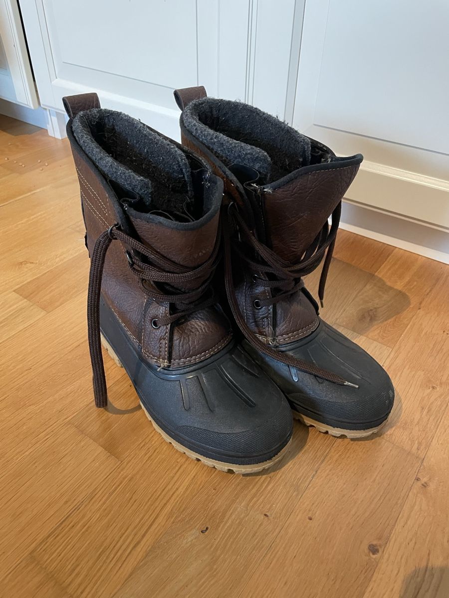 Scarpe da donna: Winterstiefel Grösse 37/38 Damen/Kinder – Usato da Zürich venduto da lydia.joray