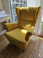 Gelber Sessel von Ikea gratis