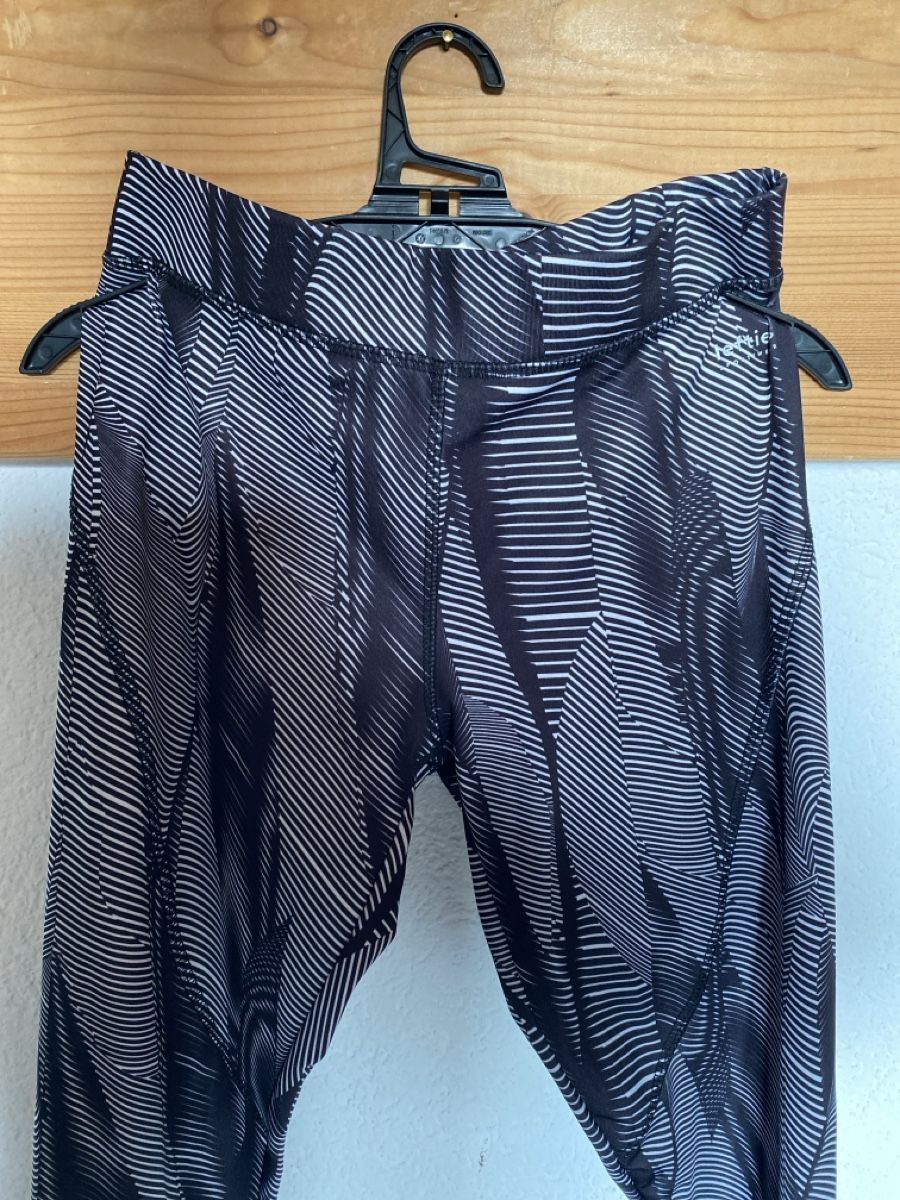Leggings: Leggins Lefties Taille M en bon état – Usato da Rubigen venduto da cam_drb7 1