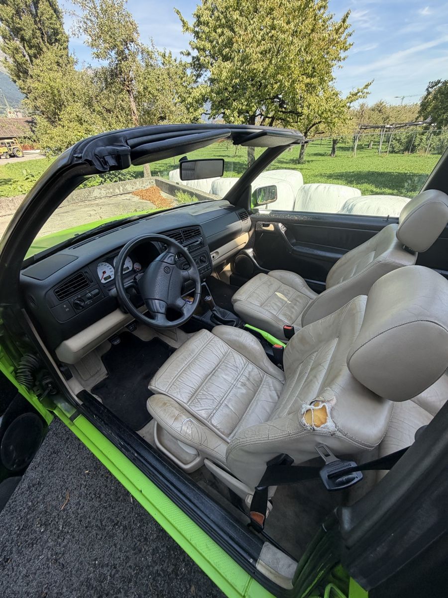 VW Automobili: Mfk 28.8.26 golf mk3 Cabrio – Usato da Grabs venduto da Maikscarworkshop 2