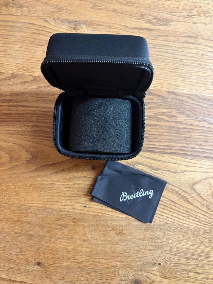 Scatole porta orologi: Breitling Uhrenetui mit Tuch Neu – Nuovo (secondo la descrizione) da Gossau SG venduto da car_7vlt 1