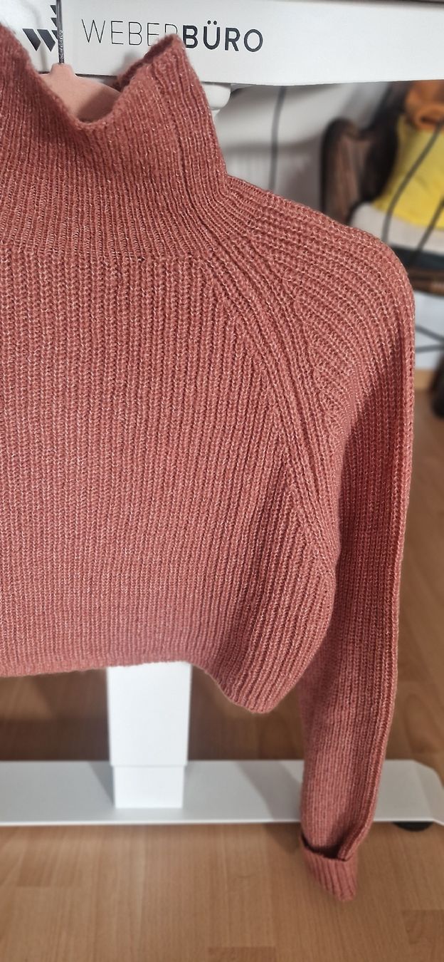 Maglioni & Felpe: Strickpullover kurz, Herbst/Winter, Top! – Usato da Rüfenacht BE venduto da Loeti1992 1