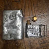 Petrollampe, Handlampe mit Kanne