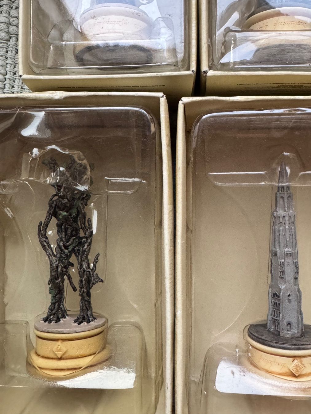 Statuette: Eaglemoss Schachfiguren Herr der Ringe 9 Stück – Nuovo e nell'imballaggio originale da Grabs venduto da Dekostuebli 3