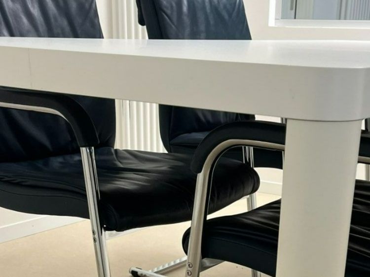 Ikea Tavoli: Weisser IKEA Tisch Tingby gebraucht – Usato da St. Urban venduto da inf_8f7q 2