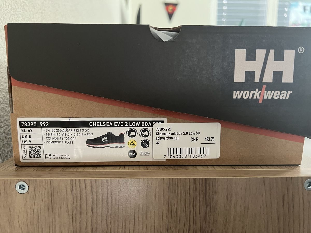 Helly Hansen Scarpe da uomo: Neue, nie getragene Helly Hansen, Arbeitsschuhe, S3, Gr. 42 – Nuovo e nell'imballaggio originale da Riggisberg venduto da Dive0 1