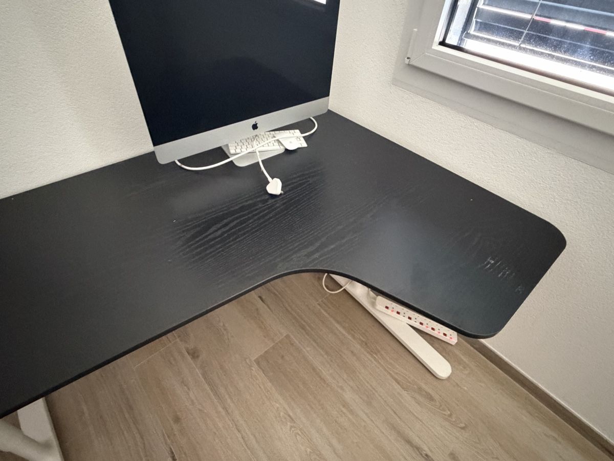 Scrivanie: Bureau IKEA NOIR – Usato da Monthey venduto da geo_rj86 2