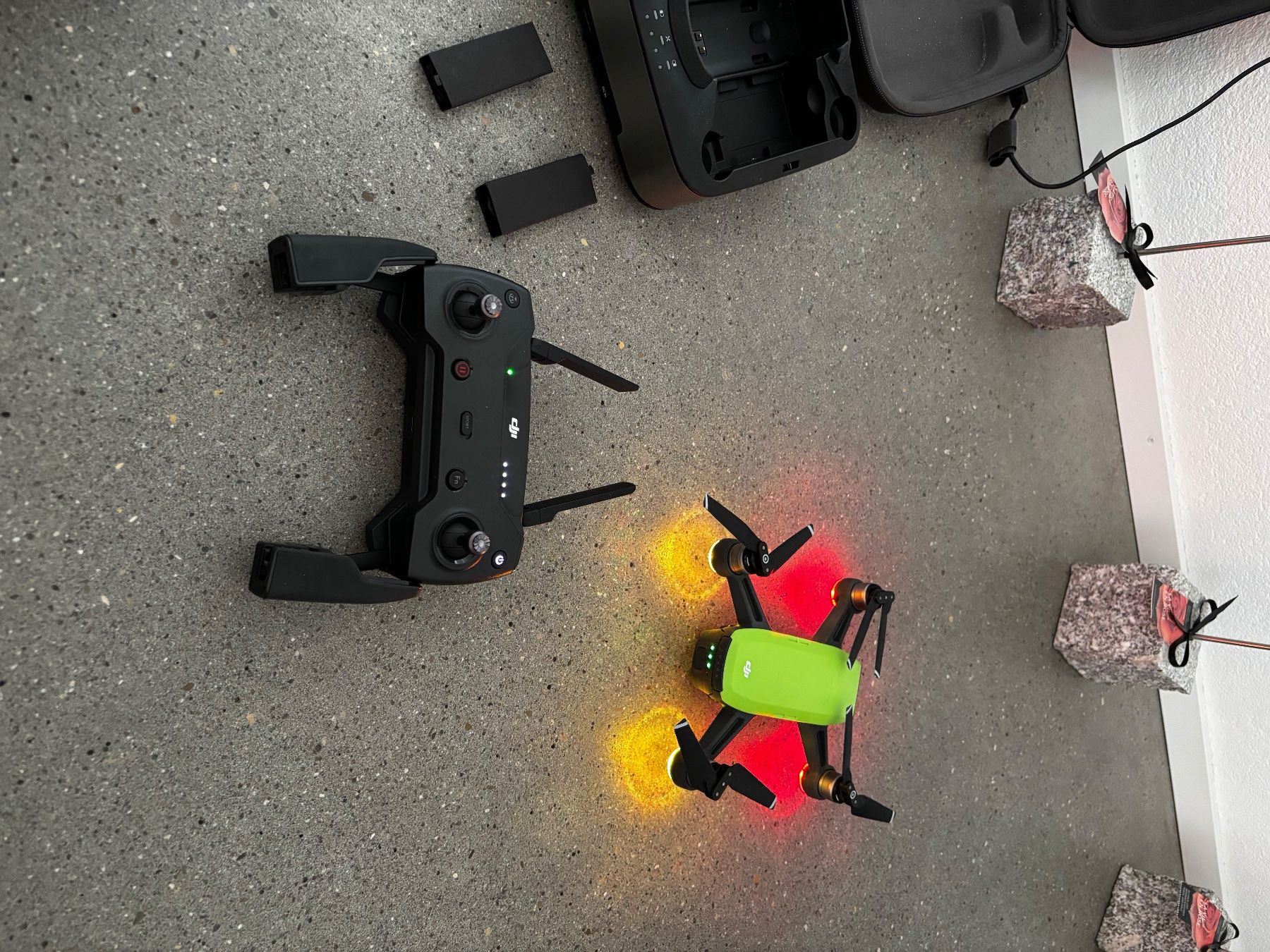 DJI RC Kits de montage: Dji Spark inkl. Ladecase – D'occasion à Hägglingen par TitaniumTX 3