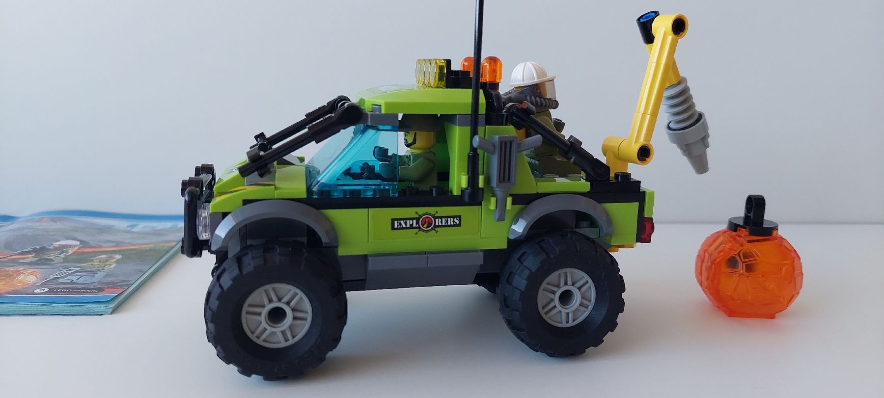 Lego Kit di costruzioni: LEGO City Vulkanforscher Jeep 60121 – Usato da Fischbach-Göslikon venduto da MilanDanis 4