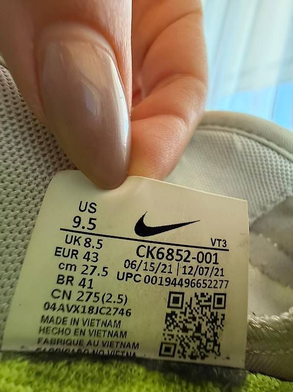 Herrenschuhe: NIKE AIR MAX 720, EU 43 – Gebraucht aus Niederhelfenschwil von Mileko 4