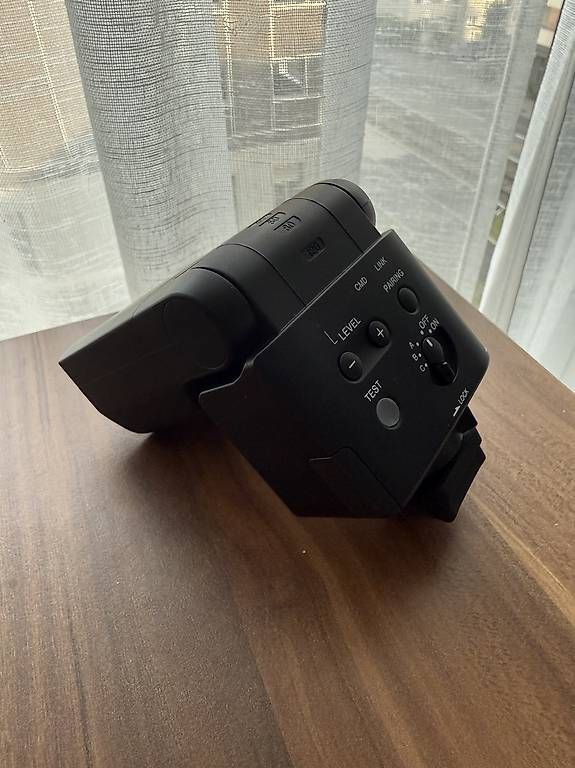 Flash: Sony HVL-F28RM Kompakt-Blitz – Usato da Ballwil venduto da Elpato95 2
