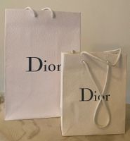 2 Tüten von Dior