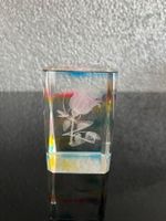 Rose im Glas Briefbeschwerer