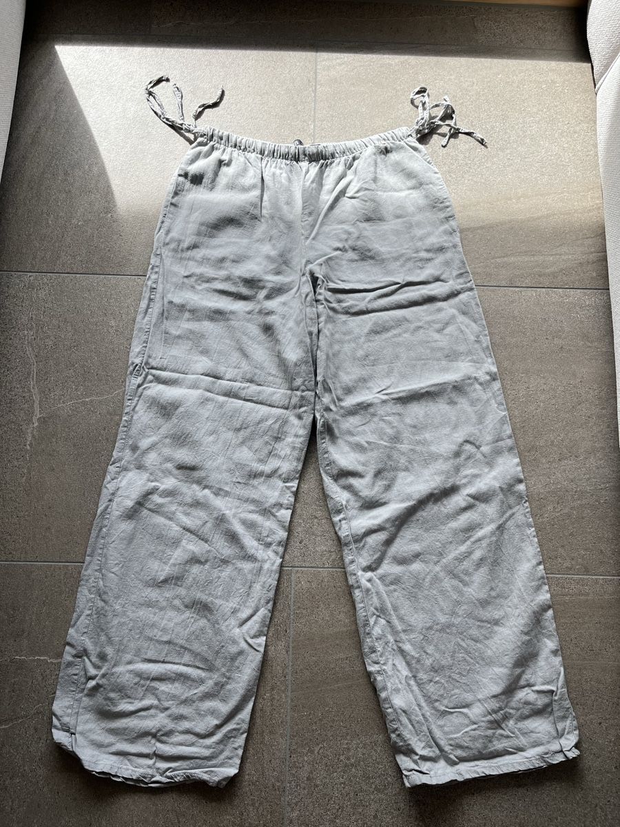 Zara Pantaloni: Zara Anzughose mit Leinenanteil – Nuovo (secondo la descrizione) da Sevelen venduto da sar_hmx8