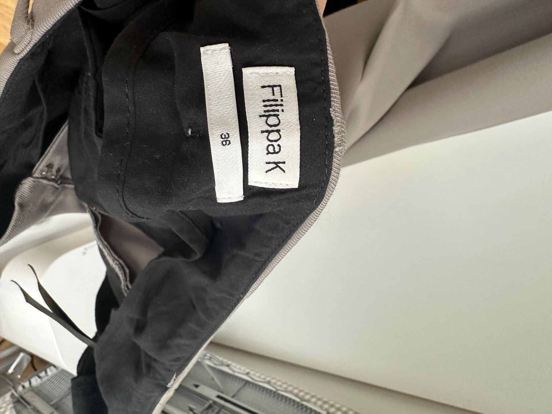 Pantaloni: Filippa K Karlie Hose – Usato da Zürich venduto da Anna-S 2