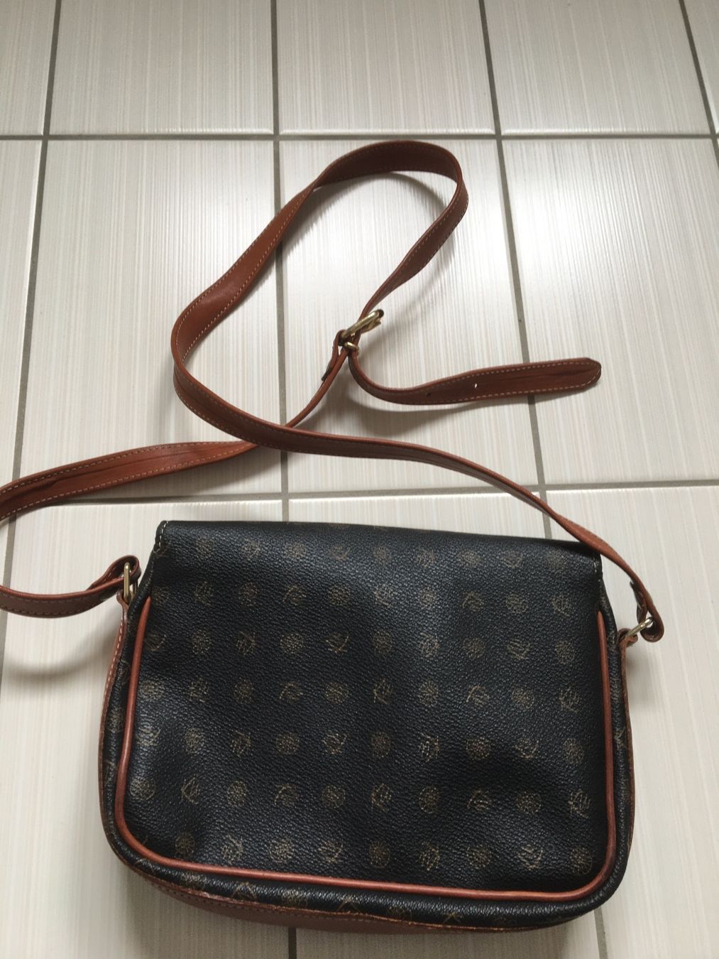 Borse da donna: Handtasche – Usato da Arth venduto da Vrecam51 1