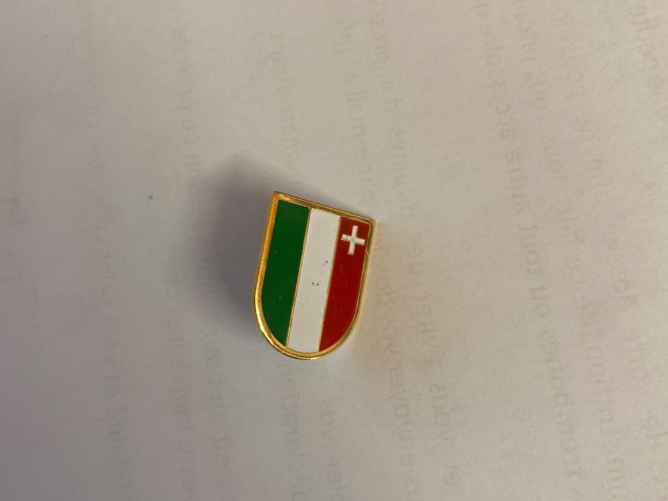 Placchette & Badge: Pin's - Neuchatel – Usato da Le Brassus venduto da cinema13