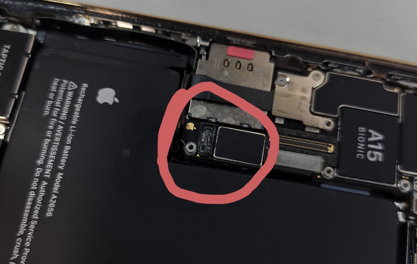 Apple Handys / Smartphones: IPhone 13 Pro – Defekt aus Ehrendingen von Rocky985 5