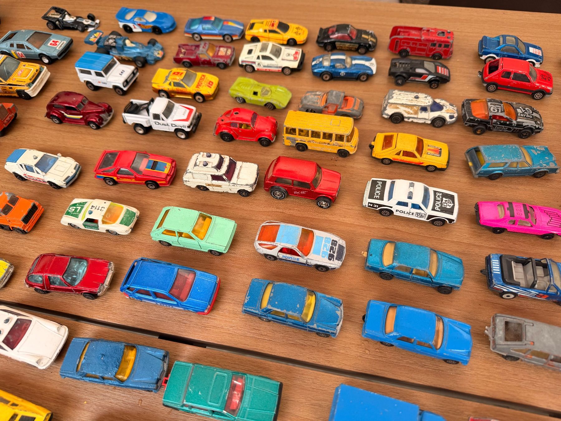 Jouets: Spielzeugautosammlung – D'occasion à Lostorf par Anuy 9