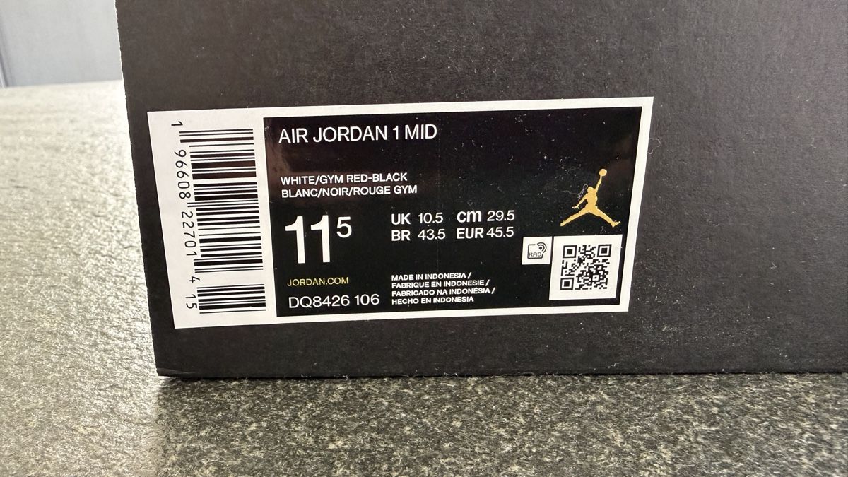 Jordan Scarpe da uomo: Nike AIR Jordan 1 Mid – Nuovo (secondo la descrizione) da Wangen an der Aare venduto da joe_85lv 3