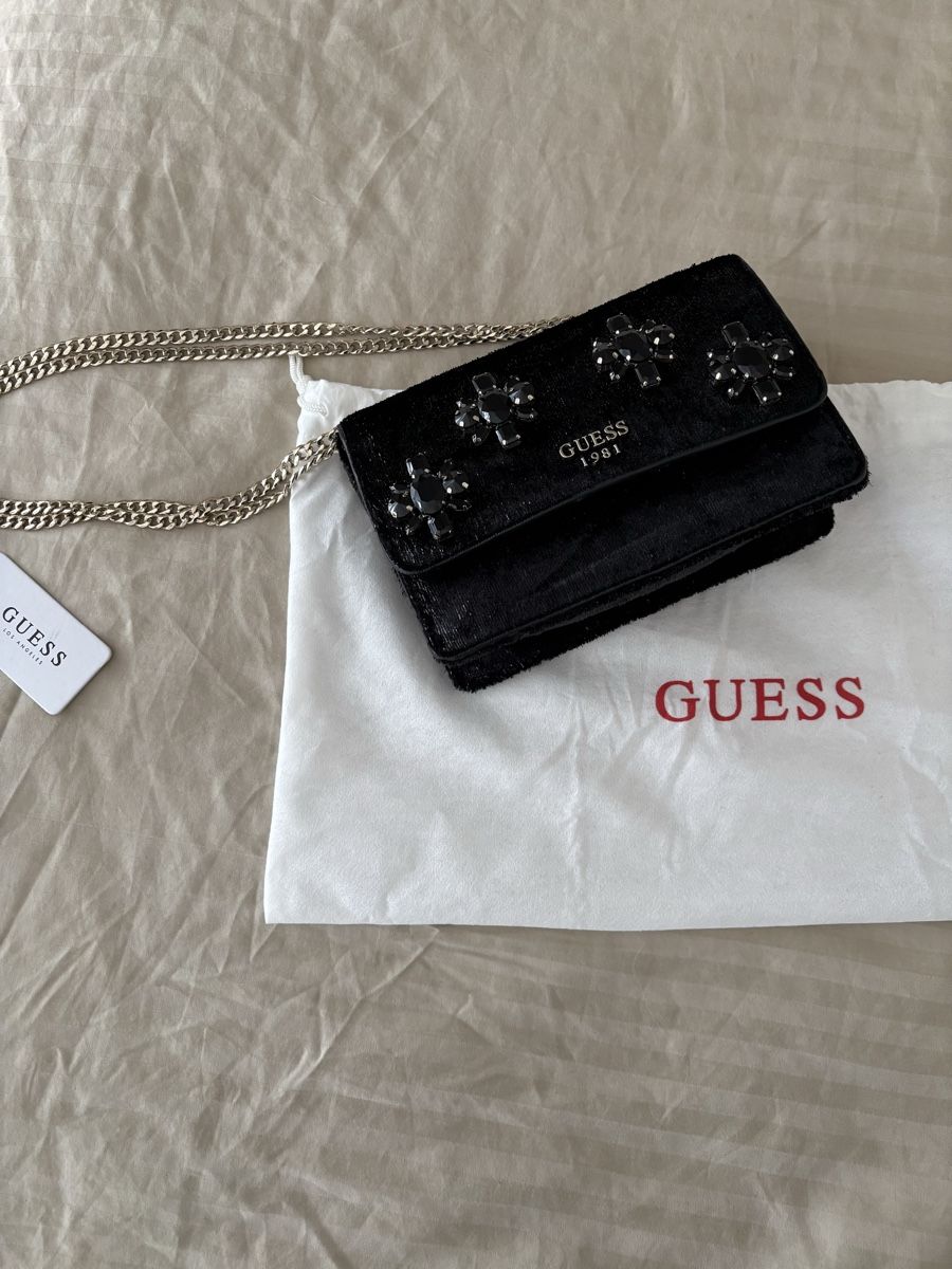 Guess Borse da donna: Guess Clutch/Abendtäschli  - Neu – Nuovo e nell'imballaggio originale da Egnach venduto da mameh