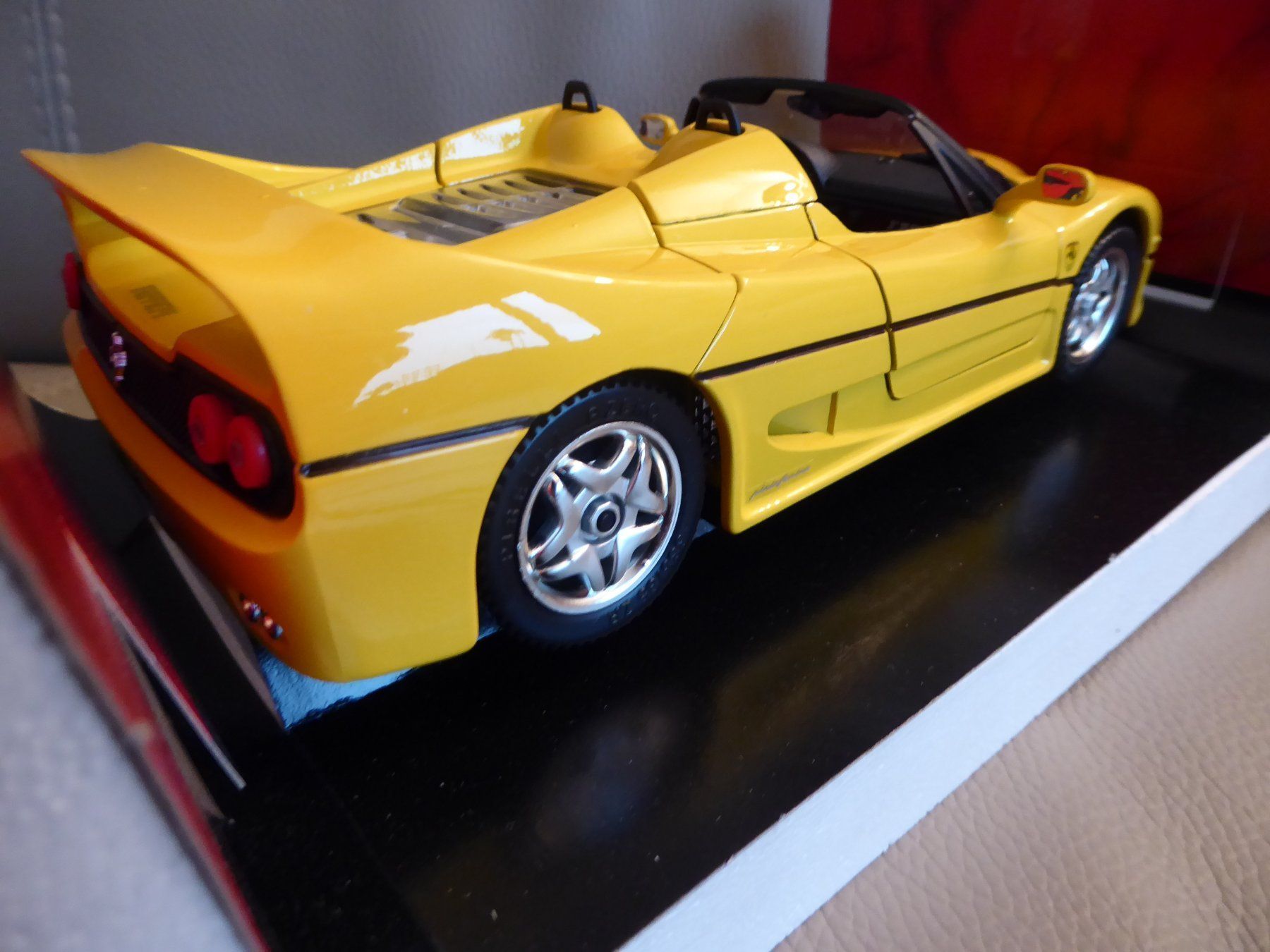 Ferrari Modellautos: Ferrari F50 1995 1:18 – Neu (gemäss Beschreibung) aus Hettlingen von Zambole 2