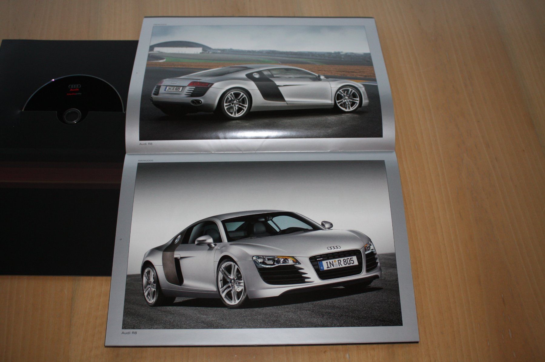 Audi Dokumente: Audi R8 Pressemappe/CD 9/2006 – Gebraucht aus Wikon von erwin400 5