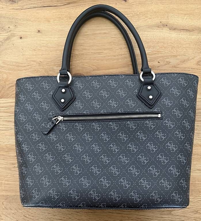 Borse da donna: Guess Tasche Neu – Usato da Uster venduto da ceh_8pgy 3