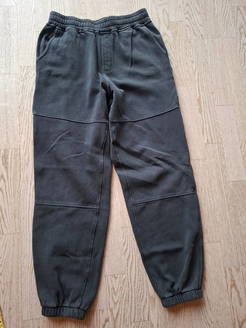 H&M Pantaloni: Freizeithose von H&M, Gr. 158 – Usato da Wolhusen venduto da Pindha05