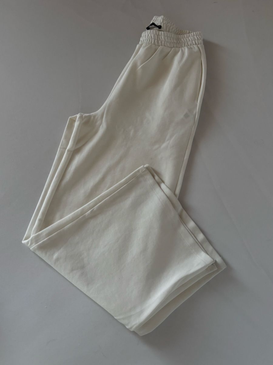 Zara Pantaloni: jogging Zara – Nuovo (secondo la descrizione) da Vouvry venduto da sha_rk5q